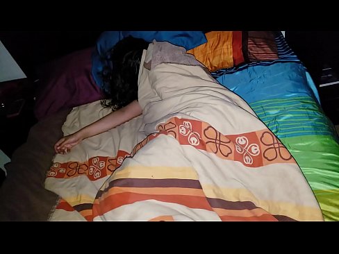 ❤️ Anak tiri memarahi ibu tirinya yang masih muda saat dia tidur. ❤️ Video seks pada kami id.ladyxxxporno.ru